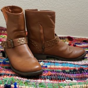 Just fab Chestnut booties